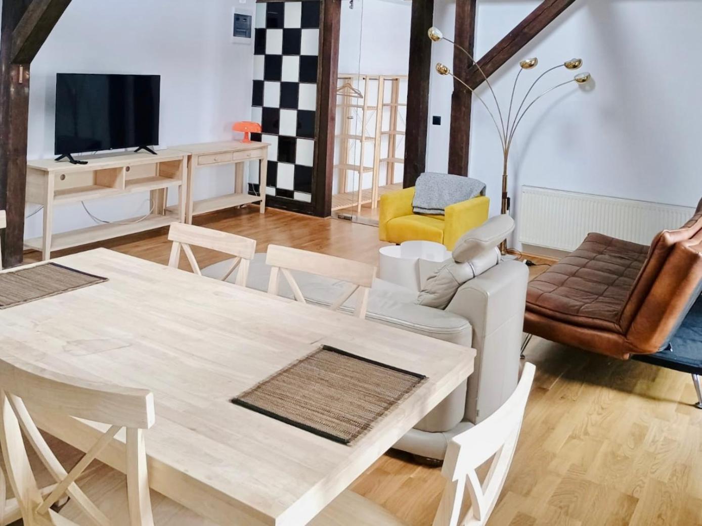 Apartamenty Stara Winiarnia Wałcz Kültér fotó